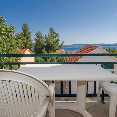 דירה 2 Bedroom Gorgeous In