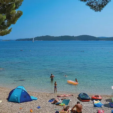 2 Bedroom Gorgeous In