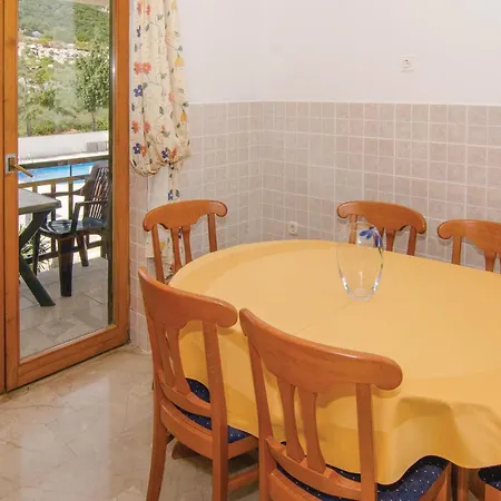 Apartment 2 Bedroom Gorgeous Apartment In Orebic
